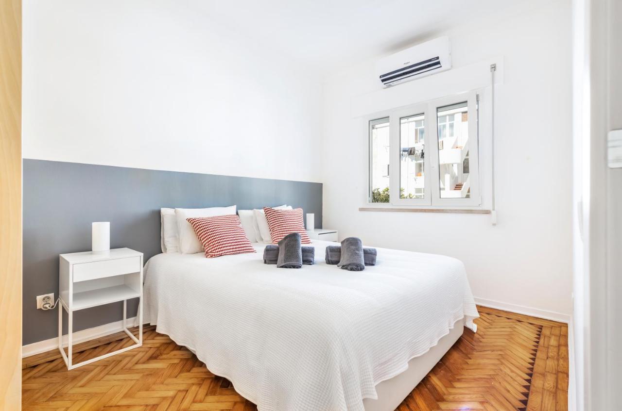 RG Sunny Ap Apartment Faro Bagian luar foto