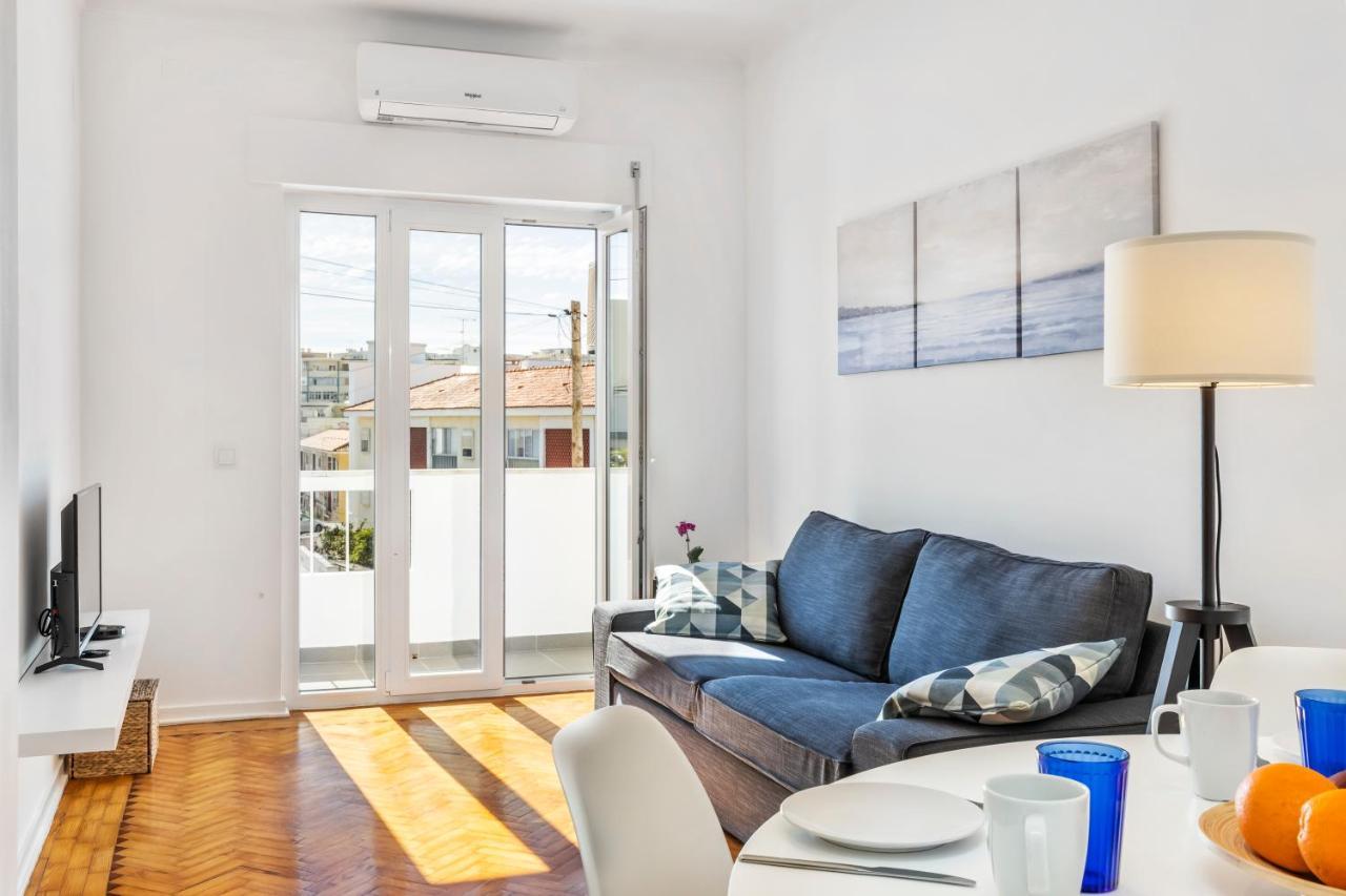RG Sunny Ap Apartment Faro Bagian luar foto