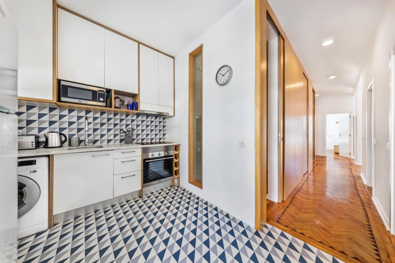 RG Sunny Ap Apartment Faro Bagian luar foto