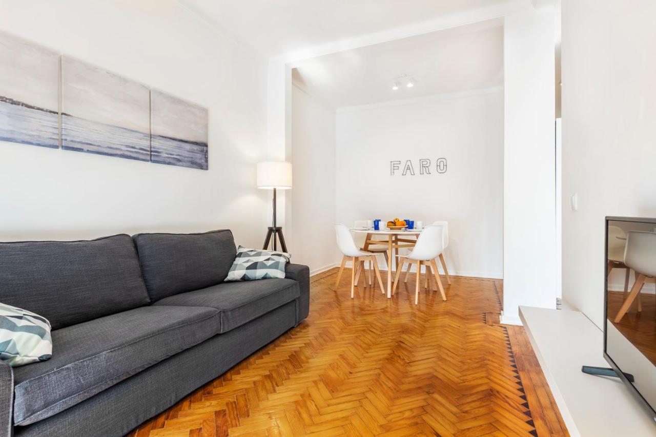 RG Sunny Ap Apartment Faro Bagian luar foto