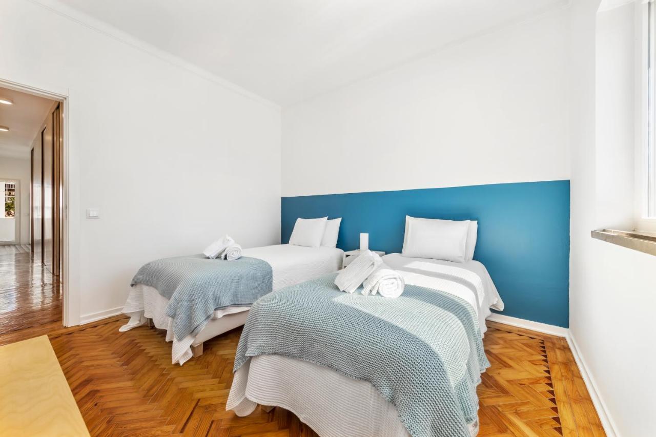 RG Sunny Ap Apartment Faro Bagian luar foto
